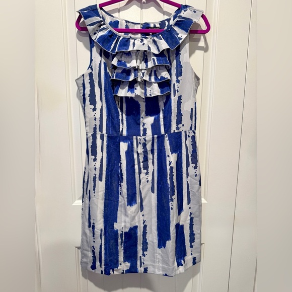 Banana Republic Blue and White Patterned Midi Dress - Picture 3 of 6